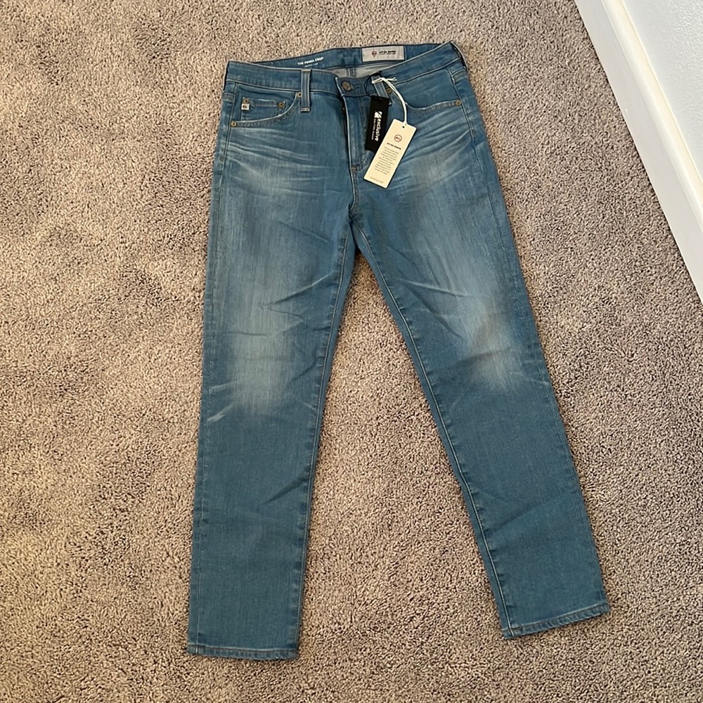 AG Jean the prima crop mid rise cigarette crop